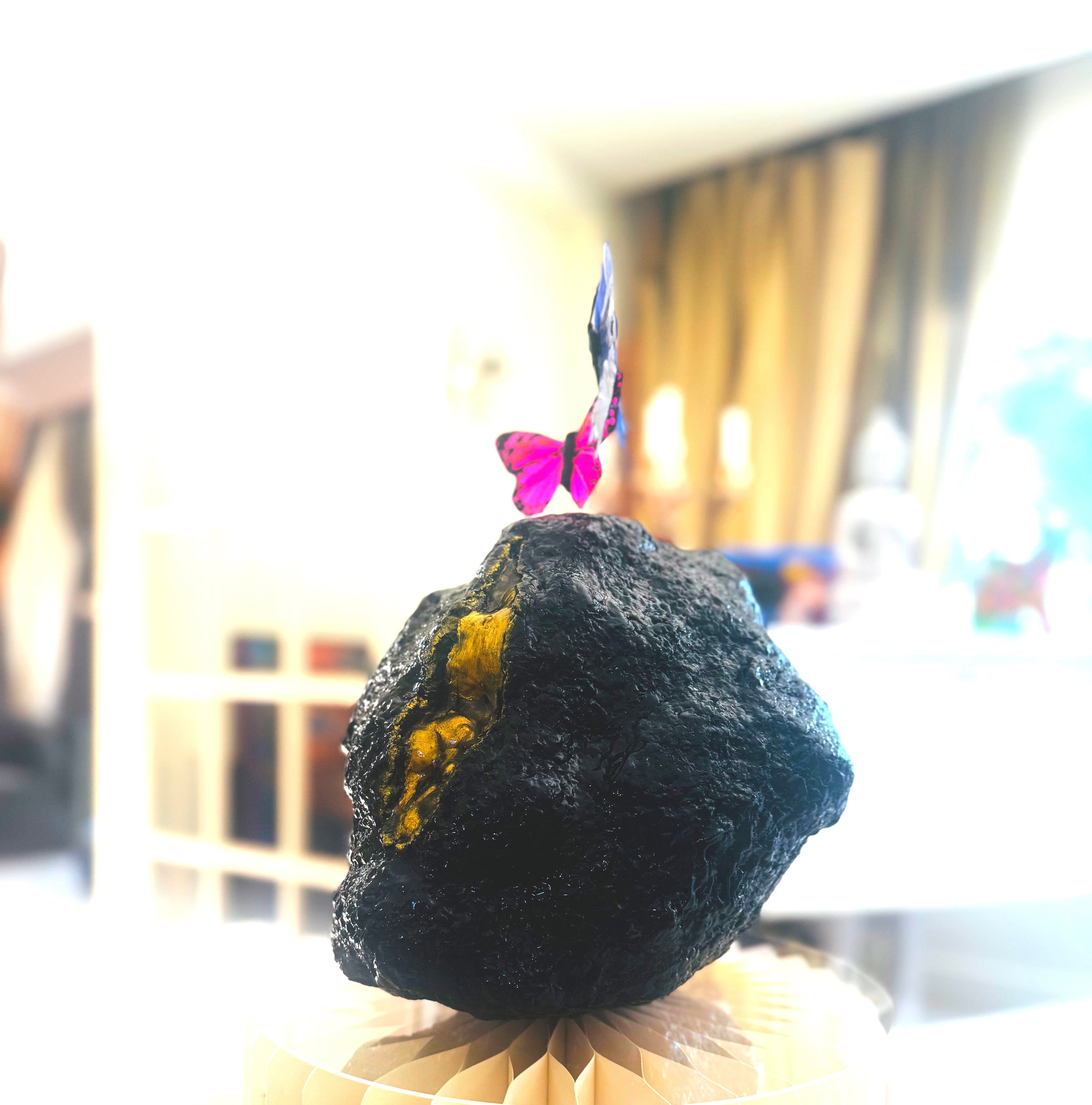 "Eruption Series Black / Gold Vase" image 7