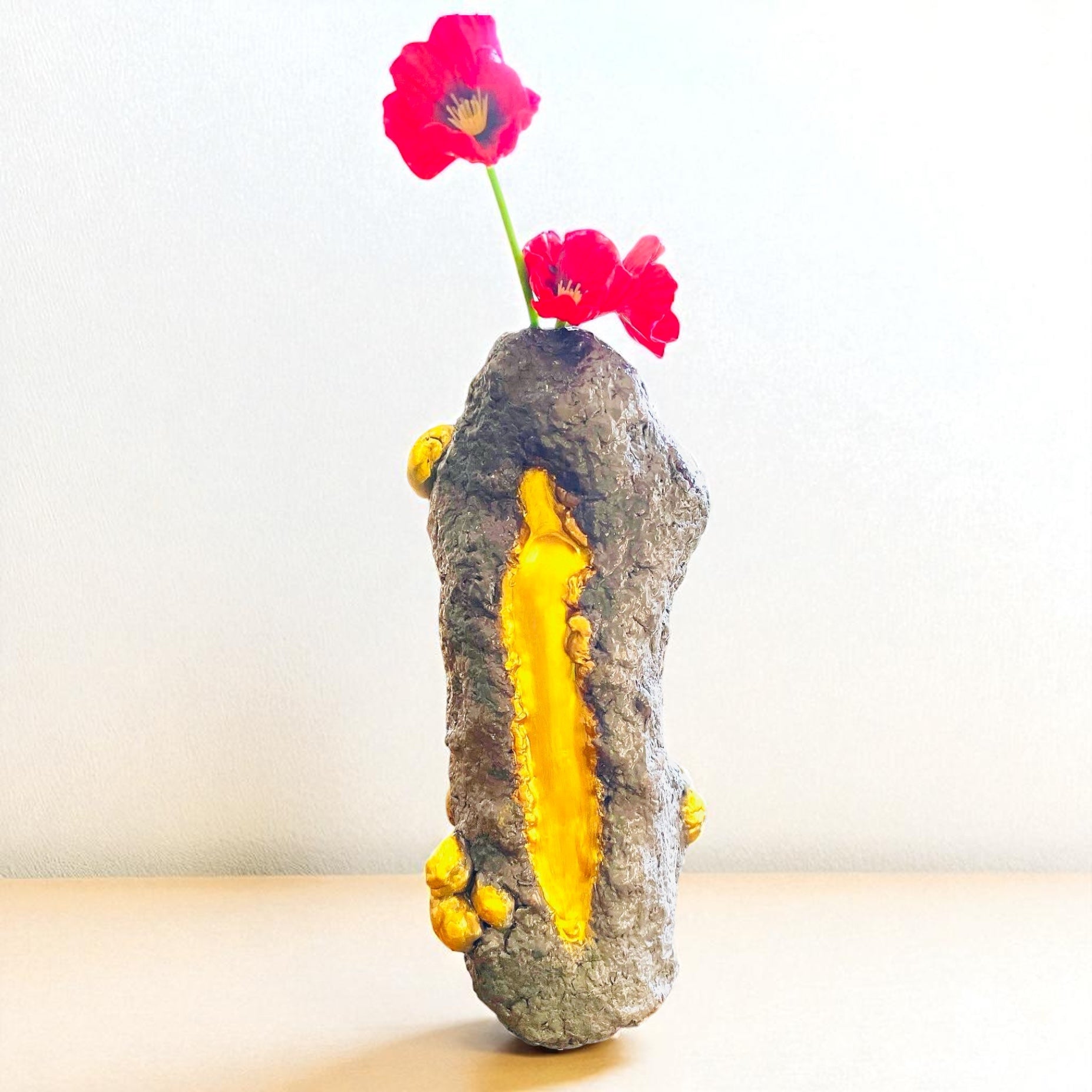 "Eruption Series Vase Grey / Gold" image 0