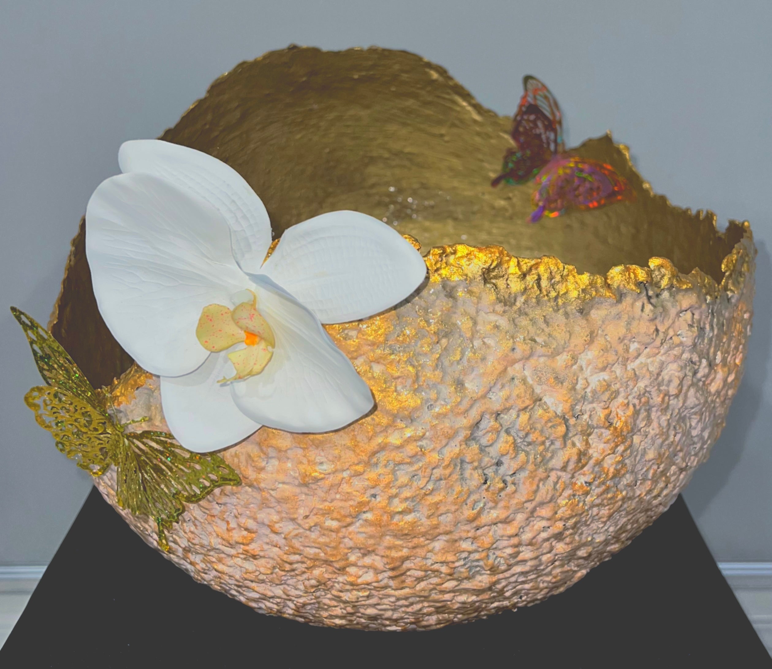 "Extra-Large Gold/Pink Hue Vase" image 2