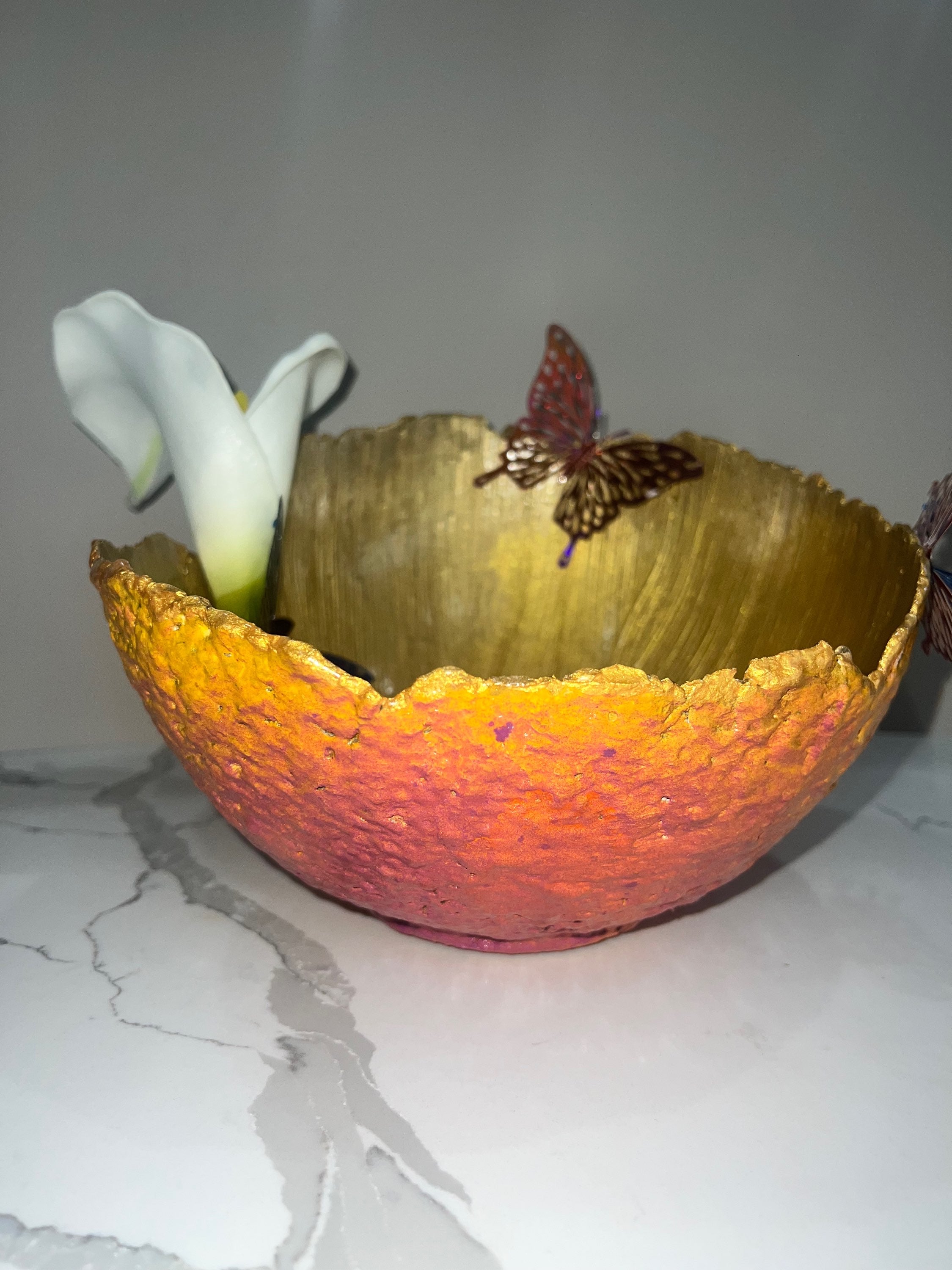 SOLD "Orange/Gold Lily vase" image 4