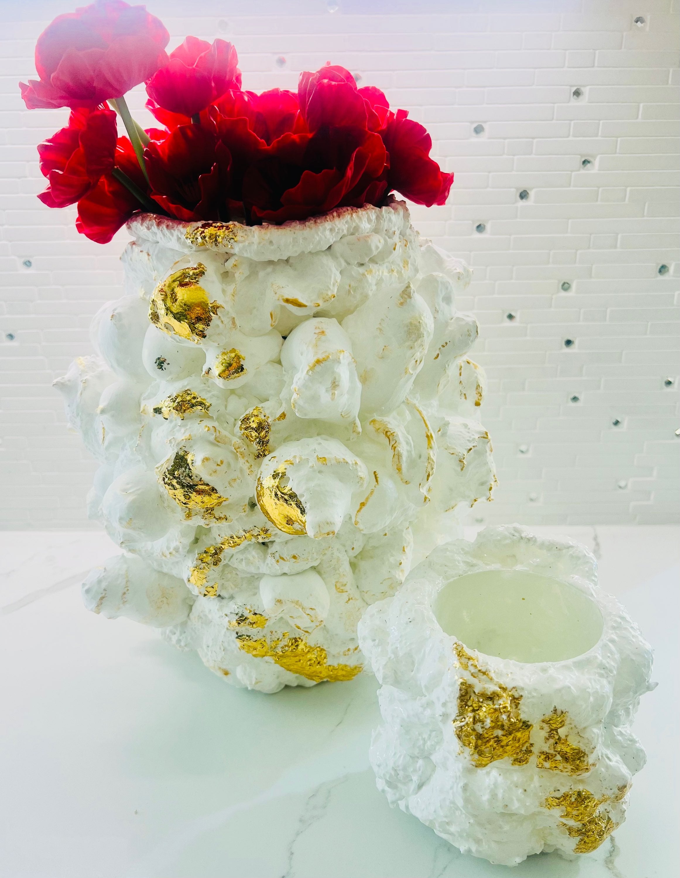 "White/Gold Vase" image 3