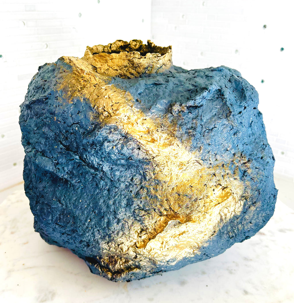 "Eruption Series Grey / Gold Vase" image 4