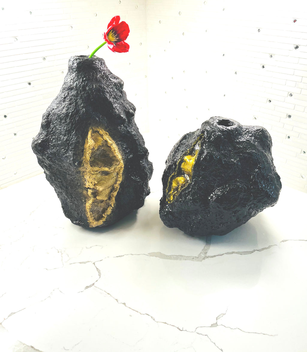 "Eruption Series Black / Gold Vase" image 1