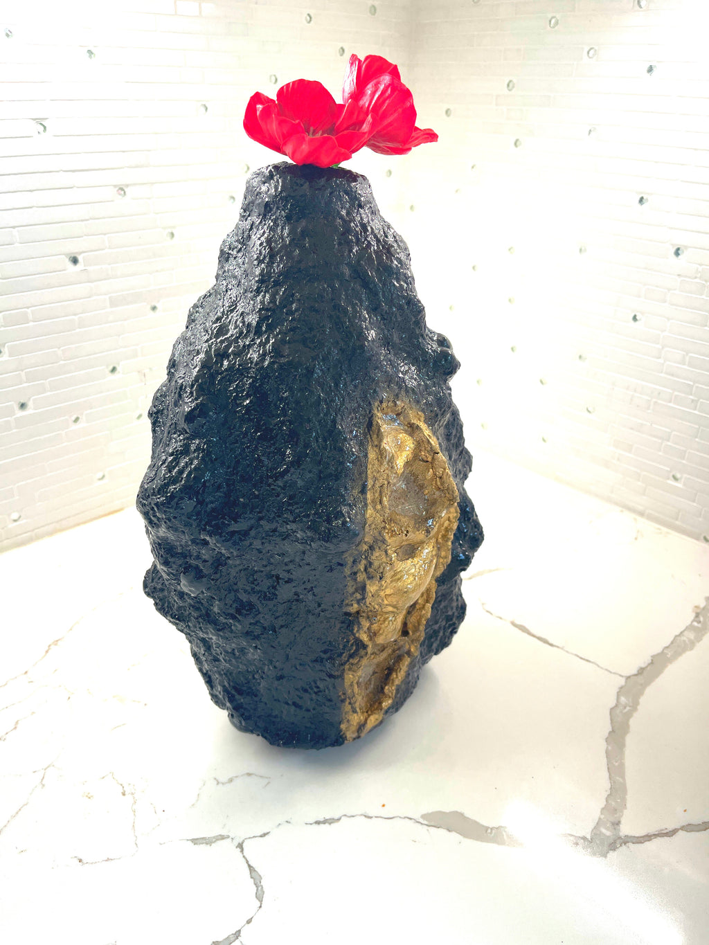 "Eruption Series Black / Gold Vase" image 3